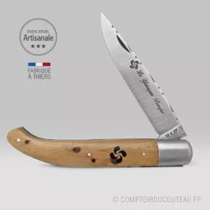 véritable yatagan basque en bois de genévrier