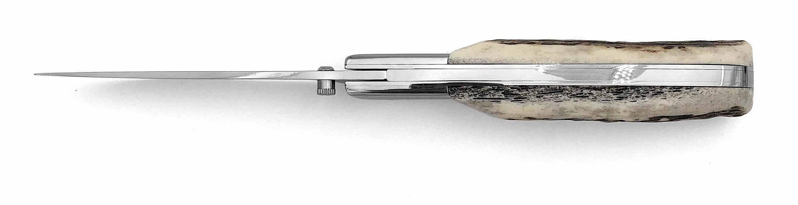 le couteau de chasse manche en bois de cerf par claude dozorme vue de dessus