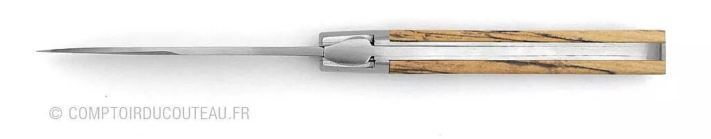 couteau de poche le sauveterre vue de profil manche hêtre vue dessus, mouche en forme de feuille de sauge