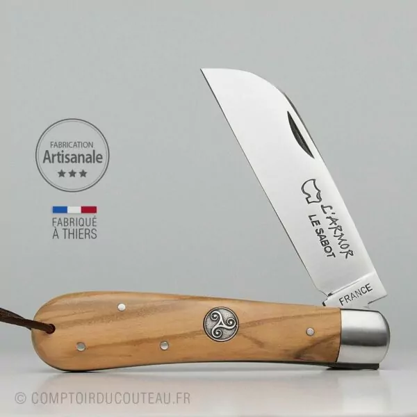 Couteau Armor (London) Bois Olivier Médaillon Triskell
