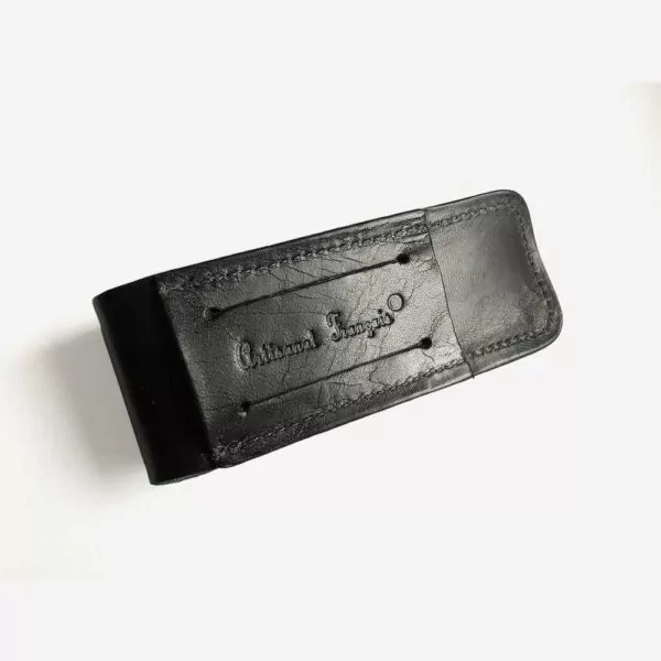 Etui en cuir noir pour protéger votre couteau Alpin, Yssingeaux, Armor ou Lou Cotech port horizontal vertical