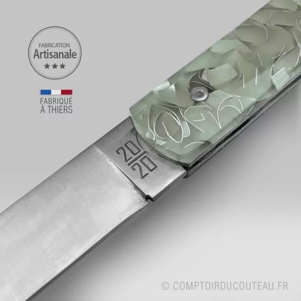 couteau le 20/20 manche phosphorescent spark le fidèle détail