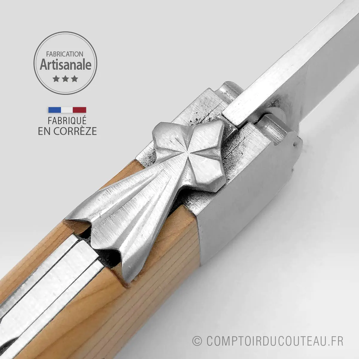 couteau breton de poche le breizh kontell detaille mouche hermine guillochée