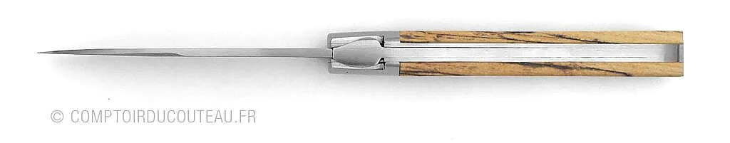 couteau de poche le sauveterre vue de profil manche hêtre vue dessus, mouche en forme de feuille de sauge