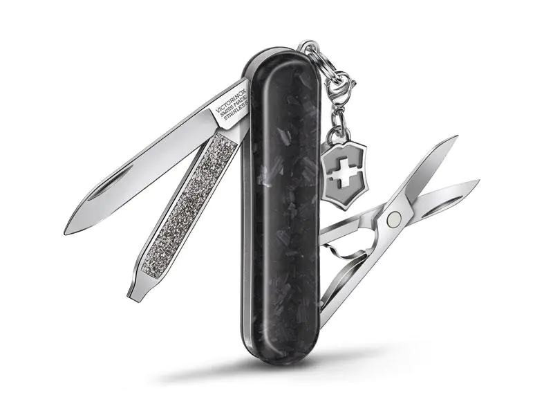 couteau victorinox Classic SD Brillant fibre de carbone